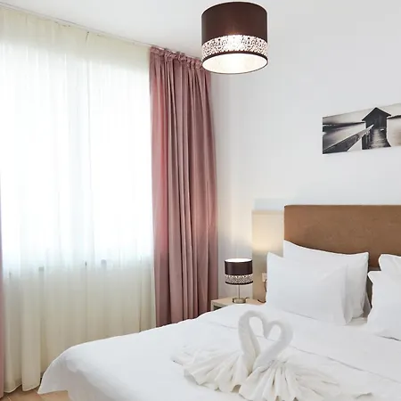 Excelsior Mamaia Nord ナボダリ