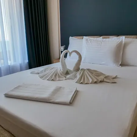 Excelsior Mamaia Nord Aparthotel 3*
